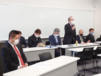 �����񍐎ʐ^